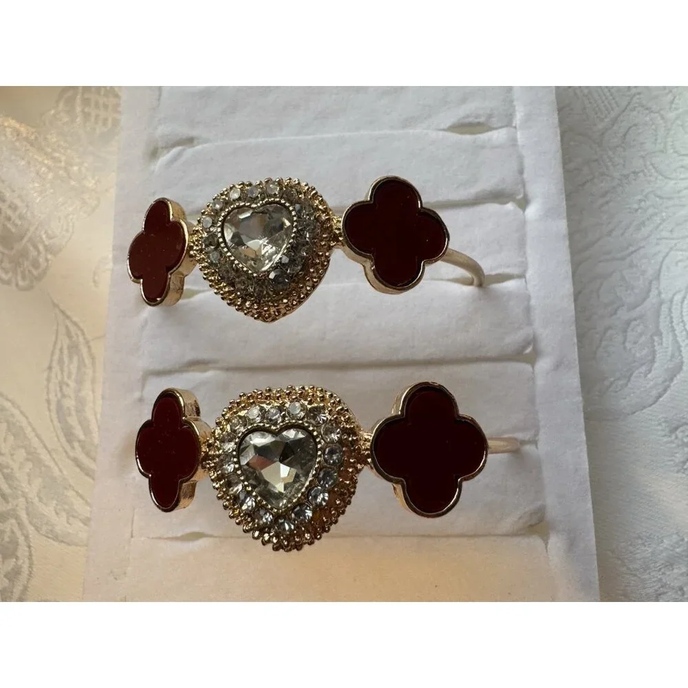 MINT Red Clover Rhinestone Heart Flower Goldtone Charm Bracelet NEW